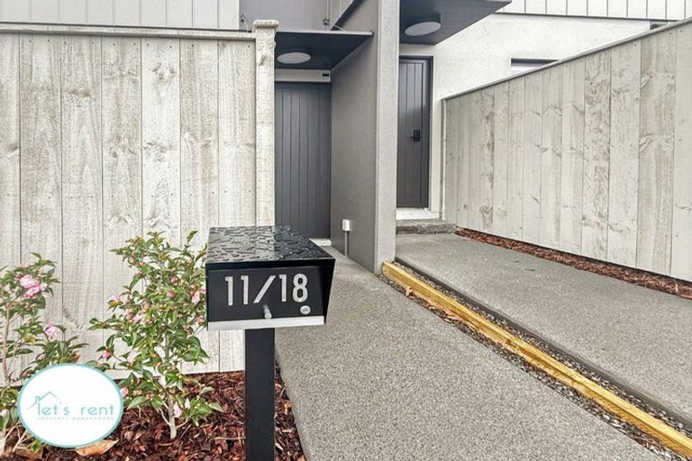 Photo of property in 11/18 Paraone Crescent, Takanini, 2112
