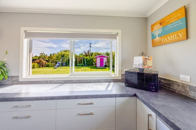 Photo of property in 13 Bell Street, Otane, 4202