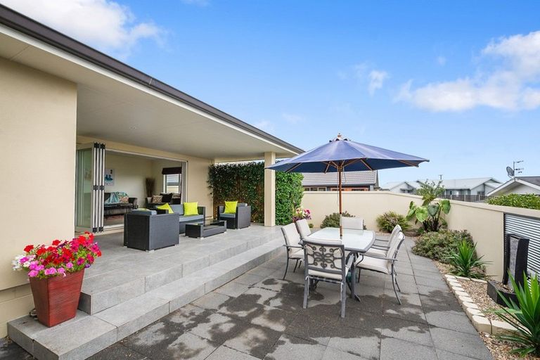 Photo of property in 96 Basley Road, Owhata, Rotorua, 3010