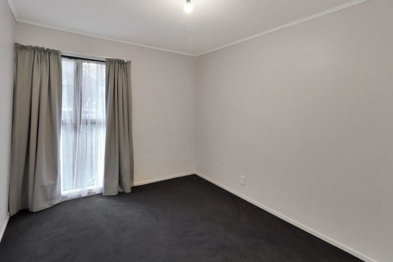 Photo of property in 87 Percy Dyett Drive, Karori, Wellington, 6012