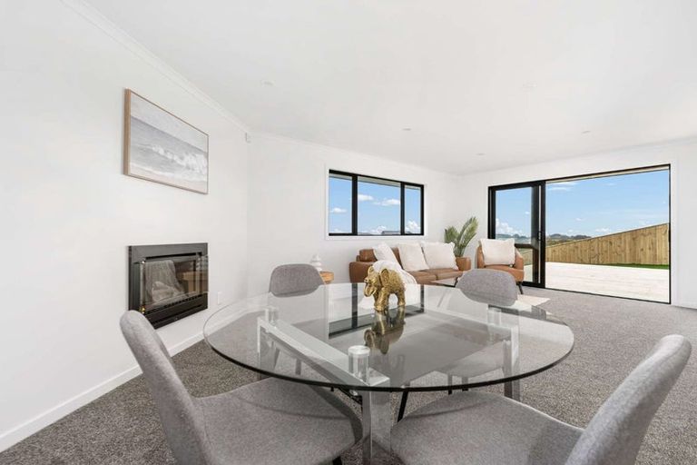 Photo of property in 59 Atlantic Drive, Fitzherbert, Palmerston North, 4410