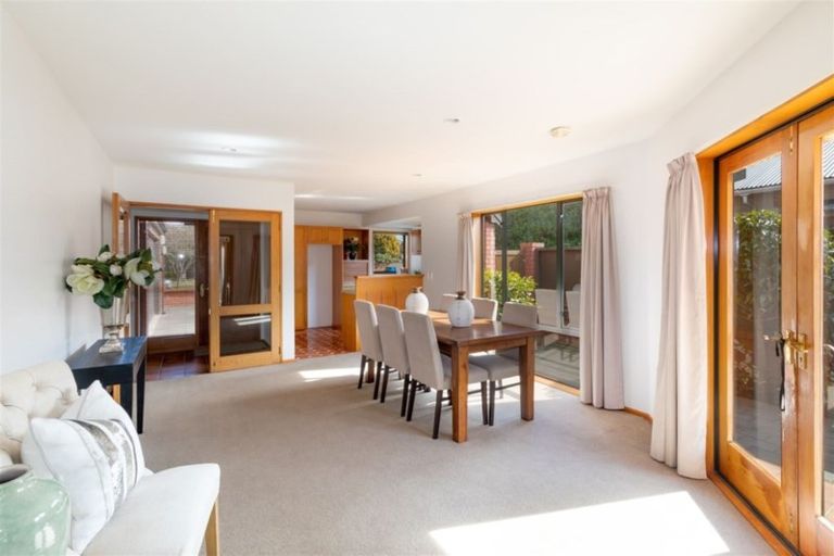 Photo of property in 31 Totara Street, Fendalton, Christchurch, 8041