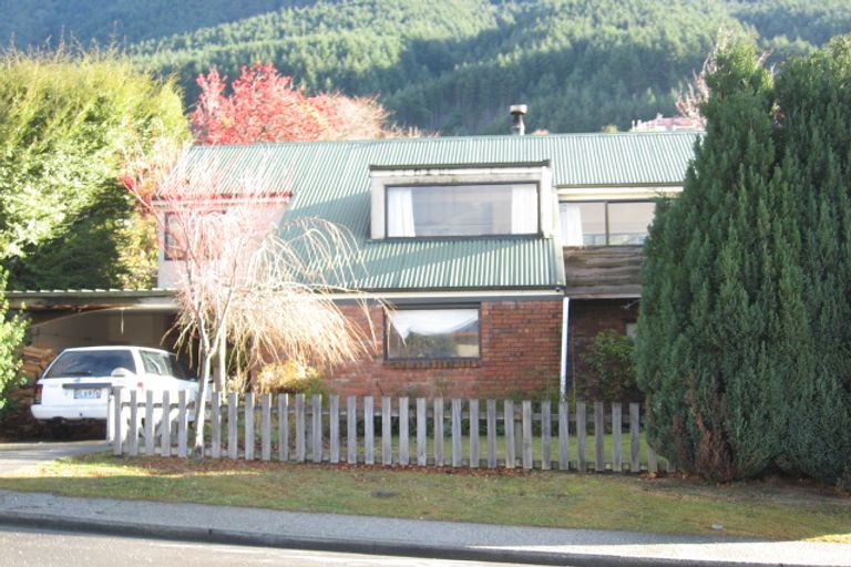 Photo of property in 160 Fernhill Road, Fernhill, Queenstown, 9300