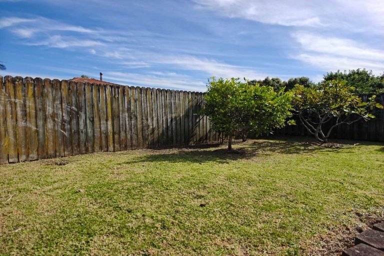 Photo of property in 19a Martin Jugum Lane, Ranui, Auckland, 0612