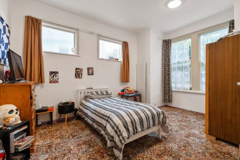 Photo of property in 6 Macbeth Street, Caversham, Dunedin, 9012