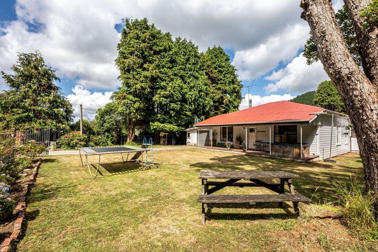 Photo of property in 1455 Akatarawa Road, Akatarawa Valley, Upper Hutt, 5372