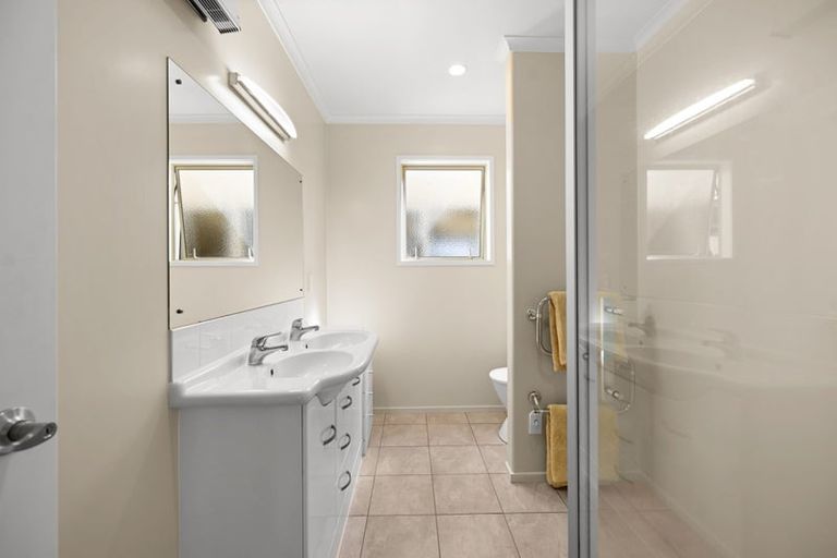 Photo of property in 64a Rototuna Road, Rototuna, Hamilton, 3210