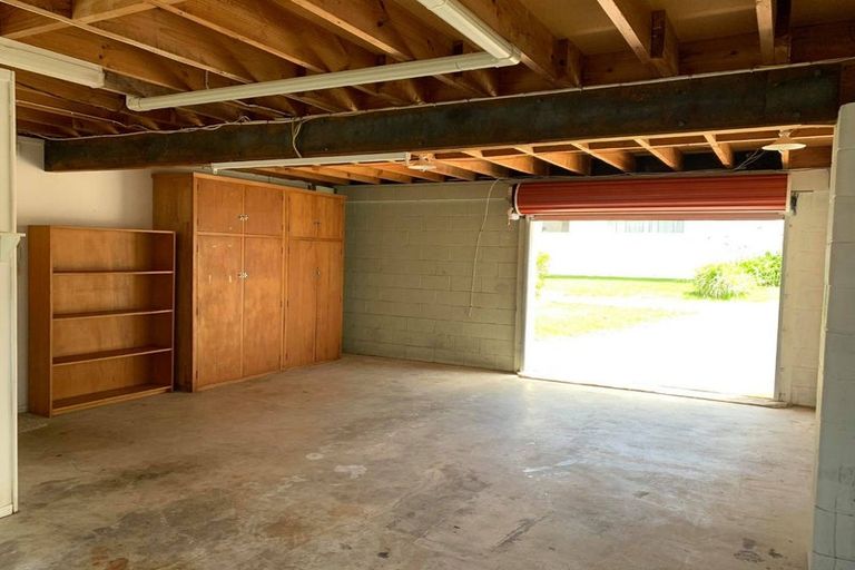 Photo of property in 3/83 Sylvan Avenue, Northcote, Auckland, 0627