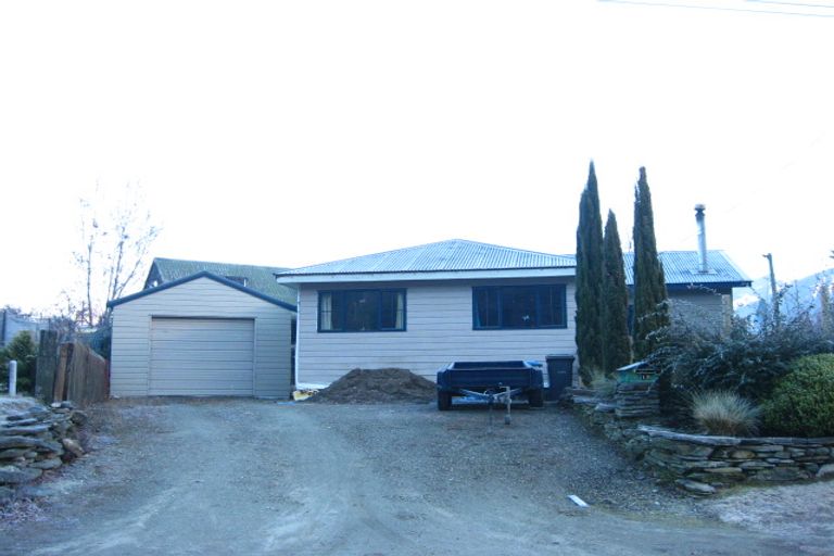 Photo of property in 18 Norfolk Street, Arrowtown, 9302