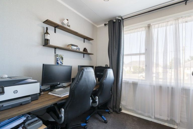 Photo of property in 13 Collins Crescent, Feilding, 4702