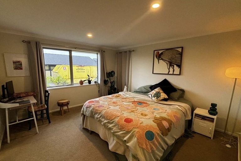 Photo of property in 17 Waitaha Place, Bell Block, New Plymouth, 4312