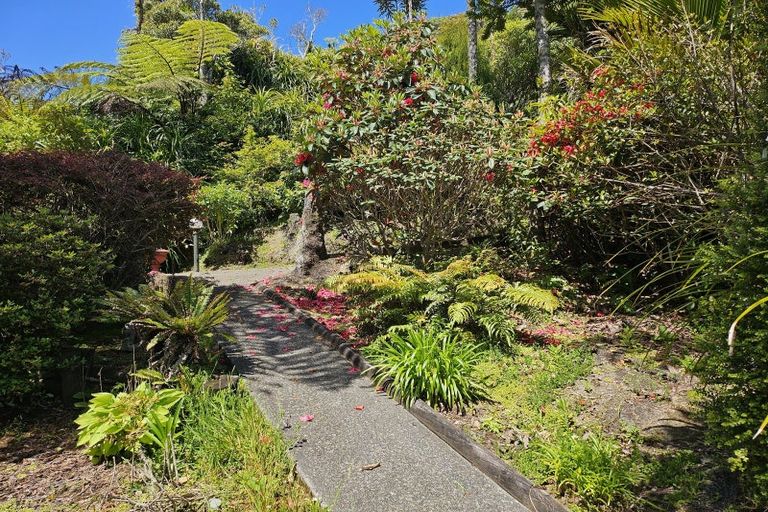 Photo of property in 19 Loris Place, Karoro, Greymouth, 7805