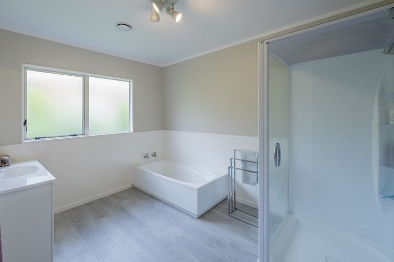 Photo of property in 47 Joblins Road, Levin, 5571