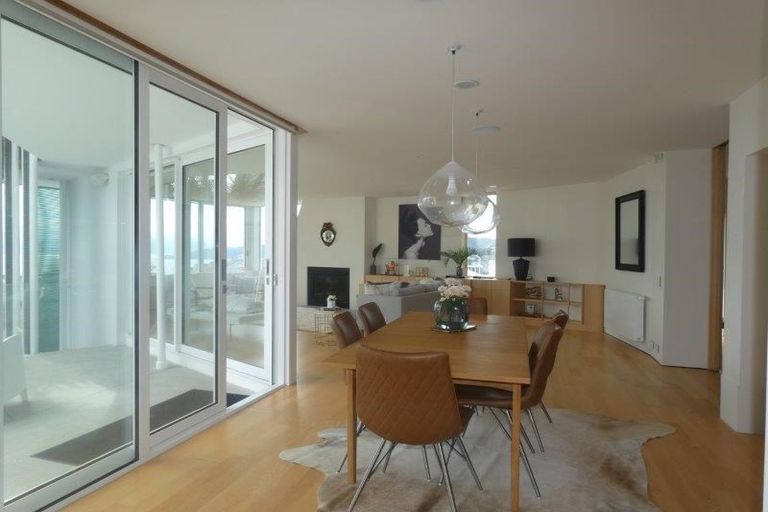 Photo of property in 25 Salamanca Road, Kelburn, Wellington, 6012