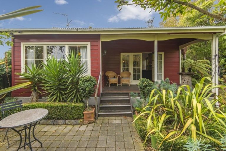 Photo of property in 21 Bay View Road, Moncks Bay, Christchurch, 8081