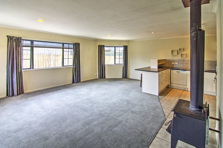 Photo of property in 11a Hogg Crescent, Masterton, 5810