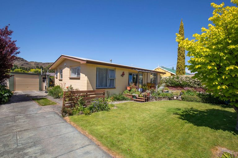 Photo of property in 155 Tarbert Street, Alexandra, 9320