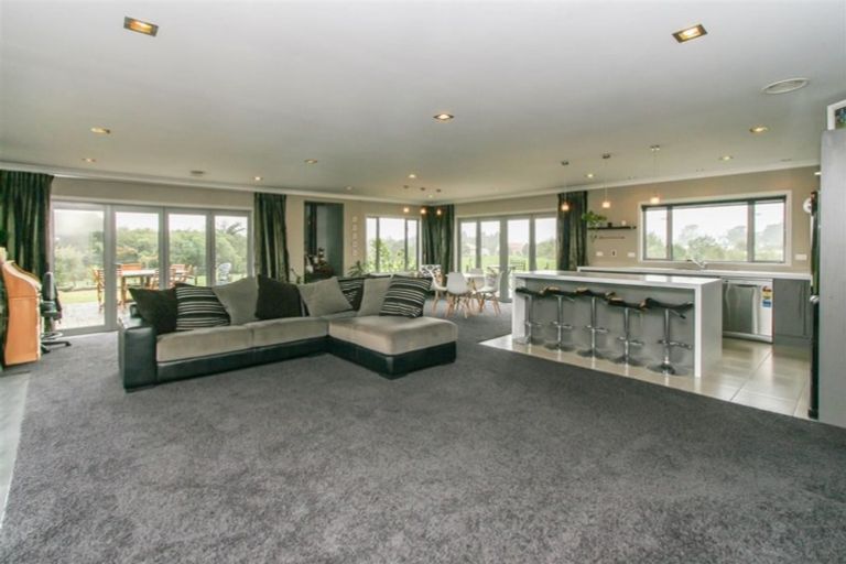 Photo of property in 1271 Upland Road, Egmont Village, Inglewood, 4386