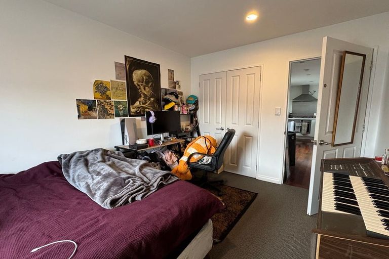 Photo of property in 41 Brougham Street, Mount Victoria, Wellington, 6011