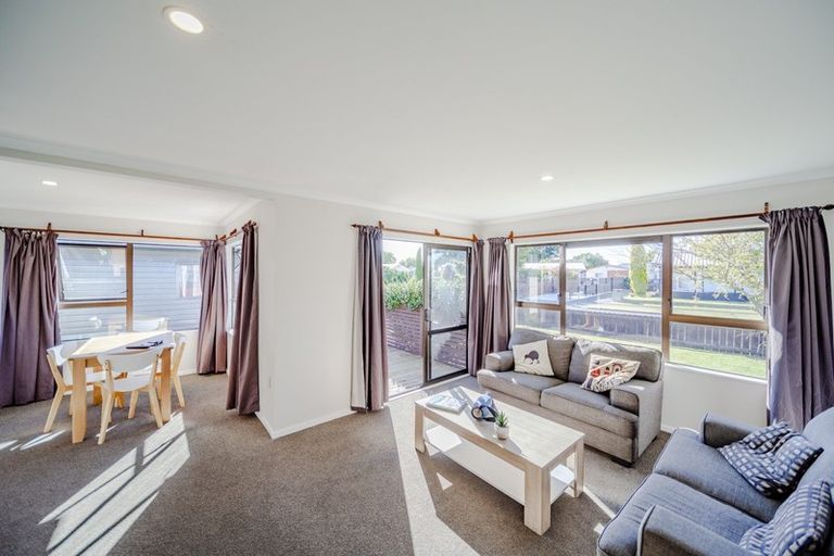 Photo of property in 7 Duckworth Crescent, Greenmeadows, Napier, 4112