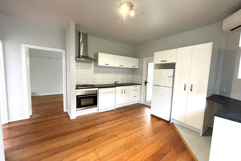 Photo of property in 57 Fitzroy Road, Fitzroy, New Plymouth, 4312