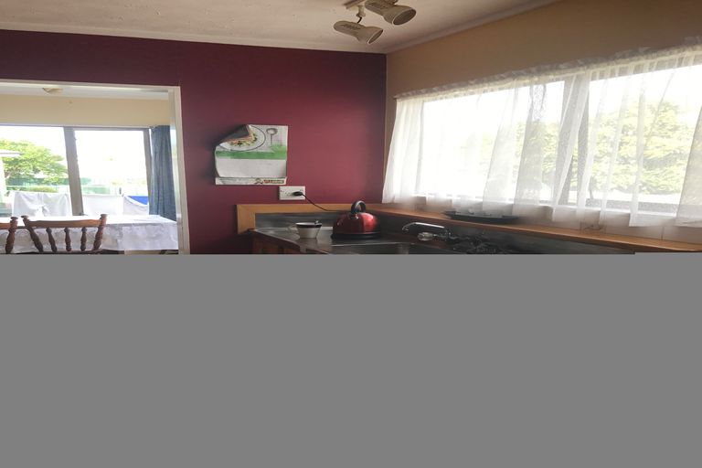 Photo of property in 21 Haldane Street, Elgin, Gisborne, 4010