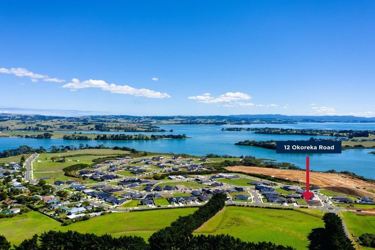 Photo of property in 12 Okoreka Road, Glenbrook, 2681