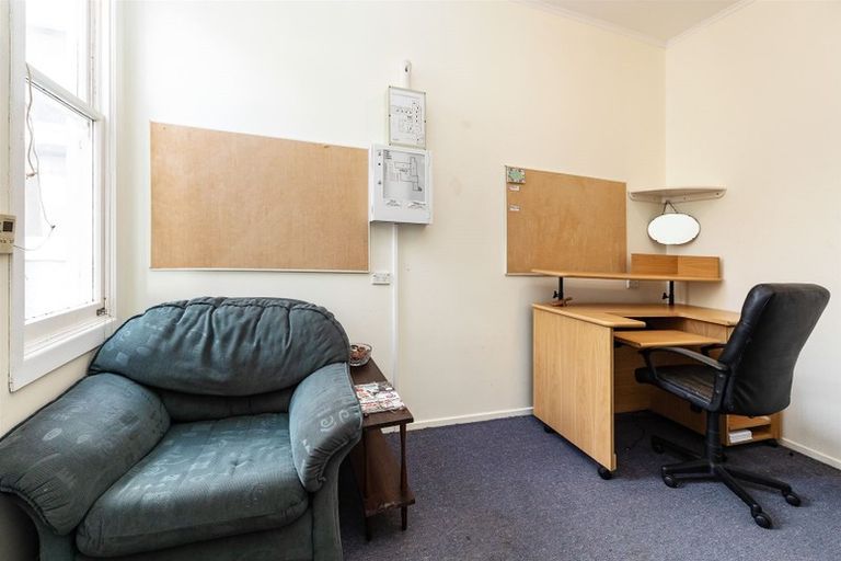 Photo of property in 21 Ongo Road, Hunterville, 4730