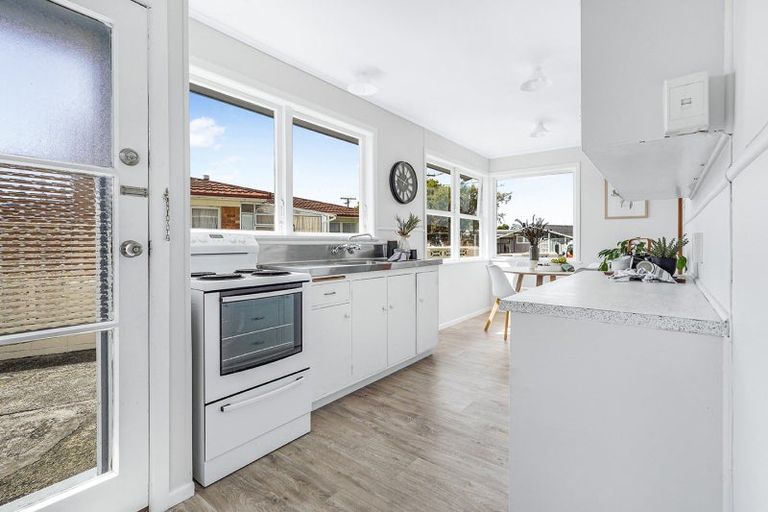 Photo of property in 28 Northolt Road, Fairview Downs, Hamilton, 3214