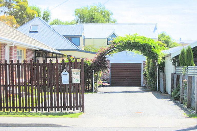 Photo of property in 2/35 Packe Street, Edgeware, Christchurch, 8013