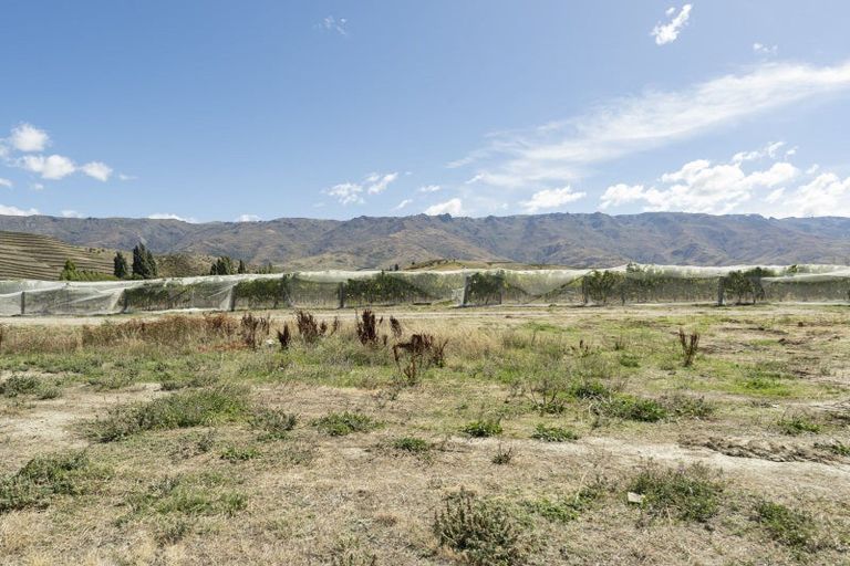 Photo of property in 55 Stratford Drive, Mount Pisa, Cromwell, 9383