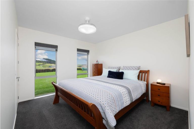 Photo of property in 15 Magnolia Tree Way, Kerikeri, 0294