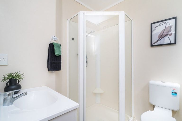 Photo of property in 14 Emmerdale Mews, Highbury, Palmerston North, 4412