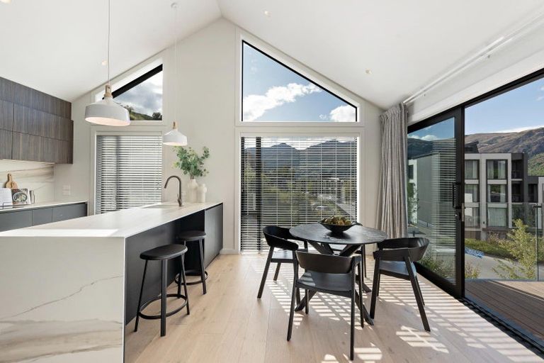 Photo of property in 4 Old Homestead Place, Kawarau Falls, Queenstown, 9300