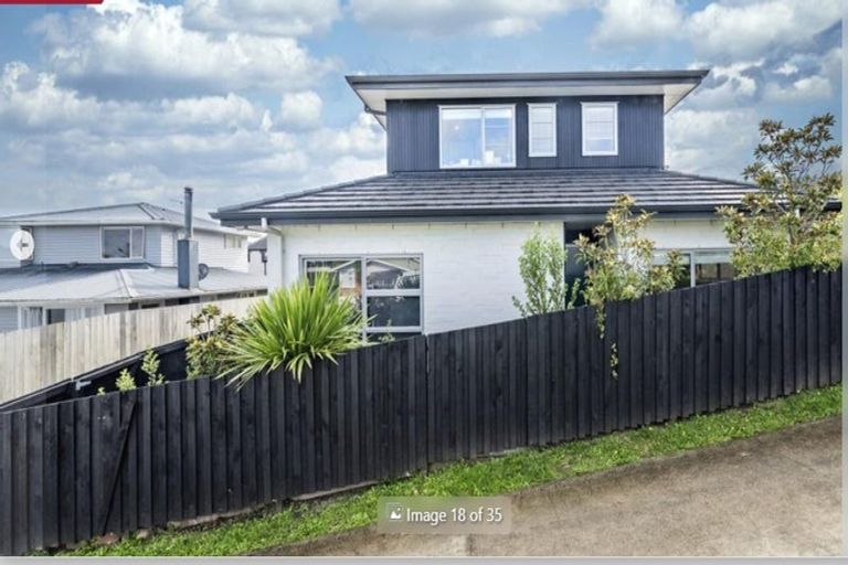 Photo of property in 35a Abercrombie Street, Howick, Auckland, 2014