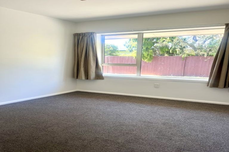 Photo of property in 1/25 Grahams Road, Ilam, Christchurch, 8041