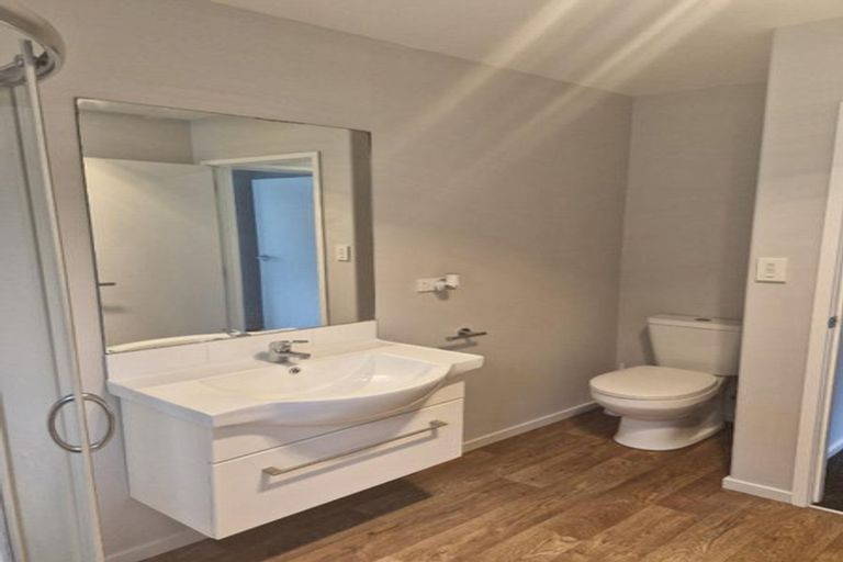 Photo of property in 15a Frederick Place, Whalers Gate, New Plymouth, 4310