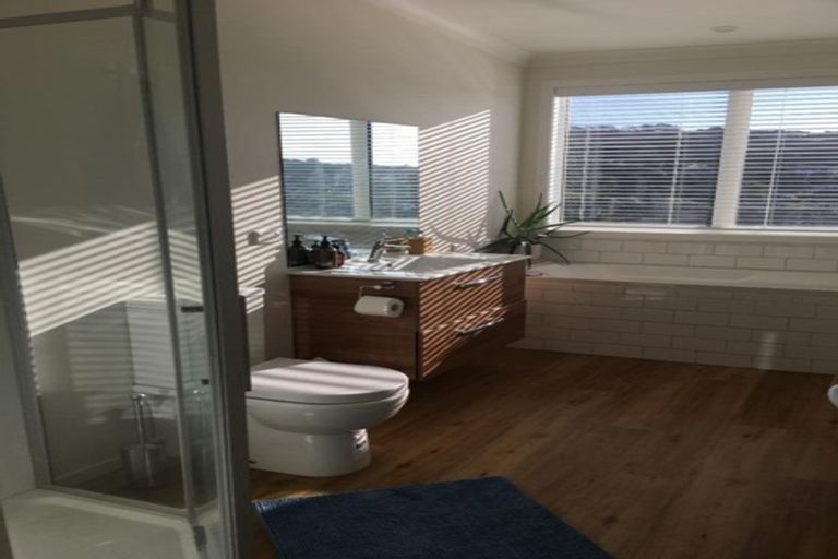 Photo of property in 12 Bluejacket Place, Whitby, Porirua, 5024