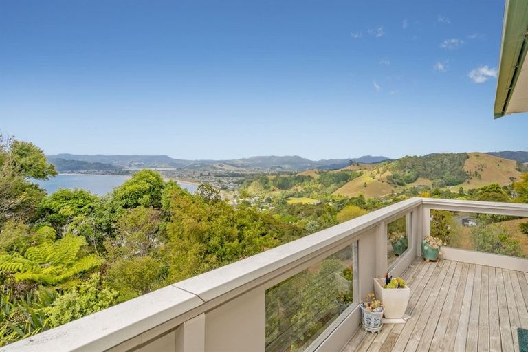 Photo of property in 10 Christa Court, Whitianga, 3510