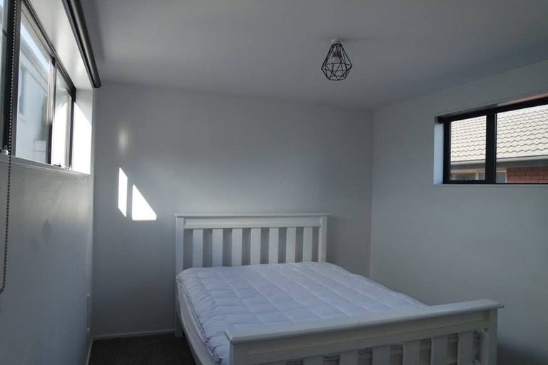 Photo of property in 5 Tullamore Place, Casebrook, Christchurch, 8051