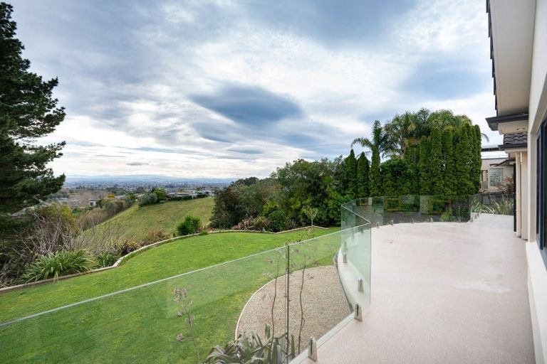 Photo of property in 6 Hikanui Place, Havelock North, 4130
