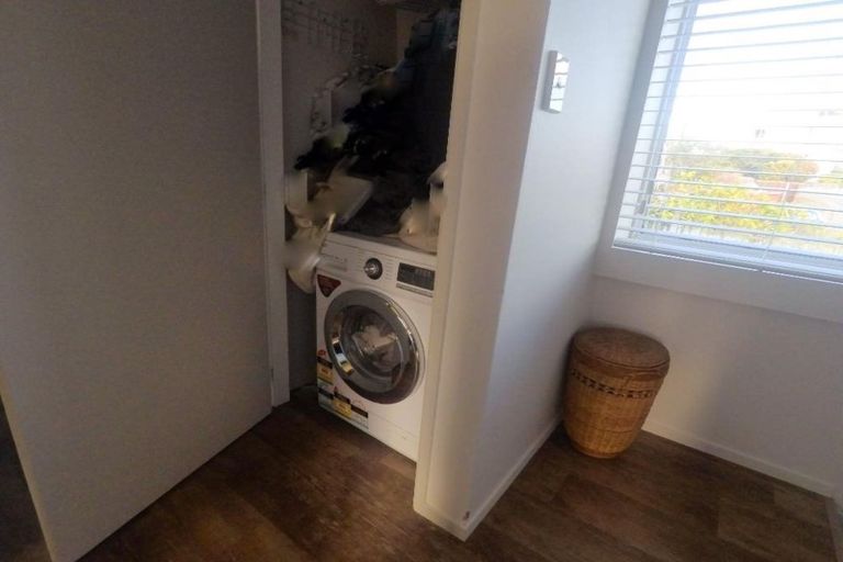 Photo of property in 12 Glen Alton Avenue, Paparangi, Wellington, 6037