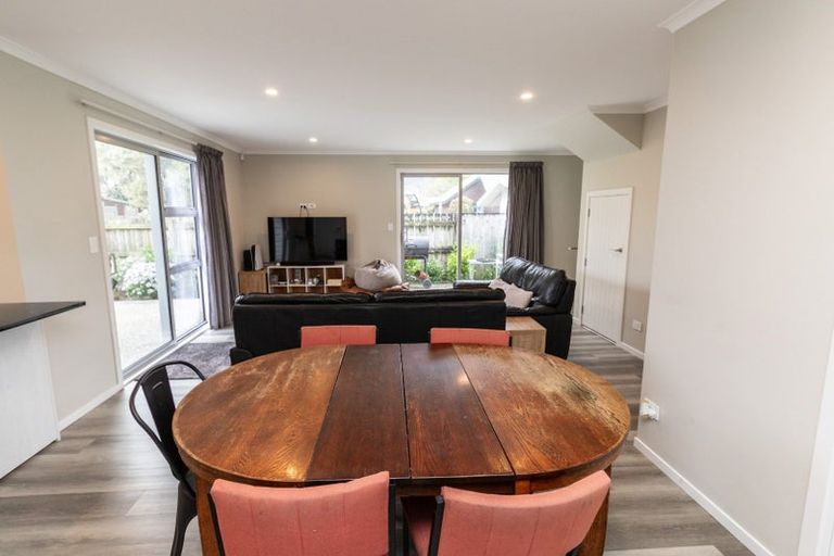 Photo of property in 12b Palmer Crescent, Silverstream, Upper Hutt, 5019