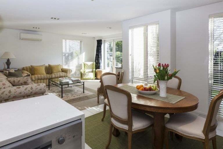 Photo of property in 11a Pavilion Crescent, Hillmorton, Christchurch, 8024