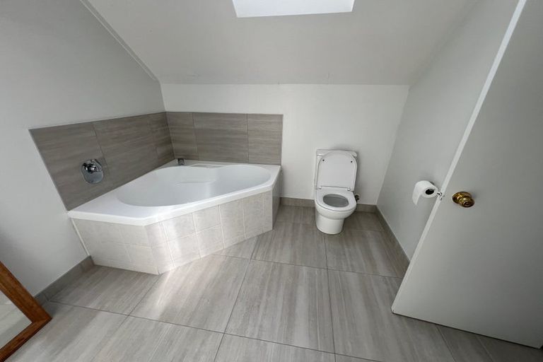 Photo of property in 9a Hamlin Road, Mount Wellington, Auckland, 1060