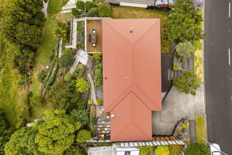 Photo of property in 203 Heta Road, Merrilands, New Plymouth, 4312