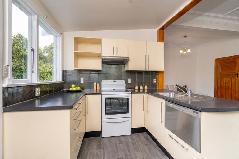 Photo of property in 10 Pitcairn Street, Belleknowes, Dunedin, 9011