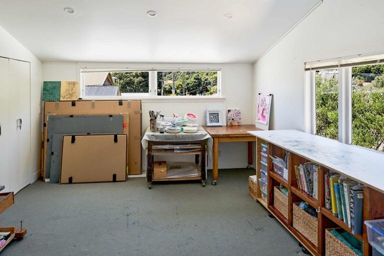 Photo of property in 386 Muritai Road, Eastbourne, Lower Hutt, 5013