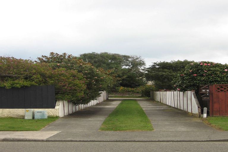 Photo of property in 105b Hillcrest Road, Raumati Beach, Paraparaumu, 5032