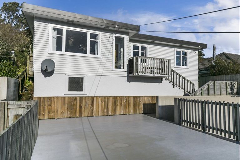 Photo of property in 93 Fraser Avenue, Johnsonville, Wellington, 6037